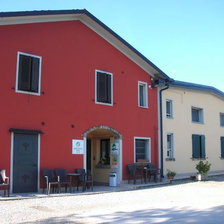 Agriturismo Le Gazze Vila Camposanto Exterior foto